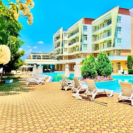 Grand Kamelia Holiday Complex Pantai Sunny Luaran gambar